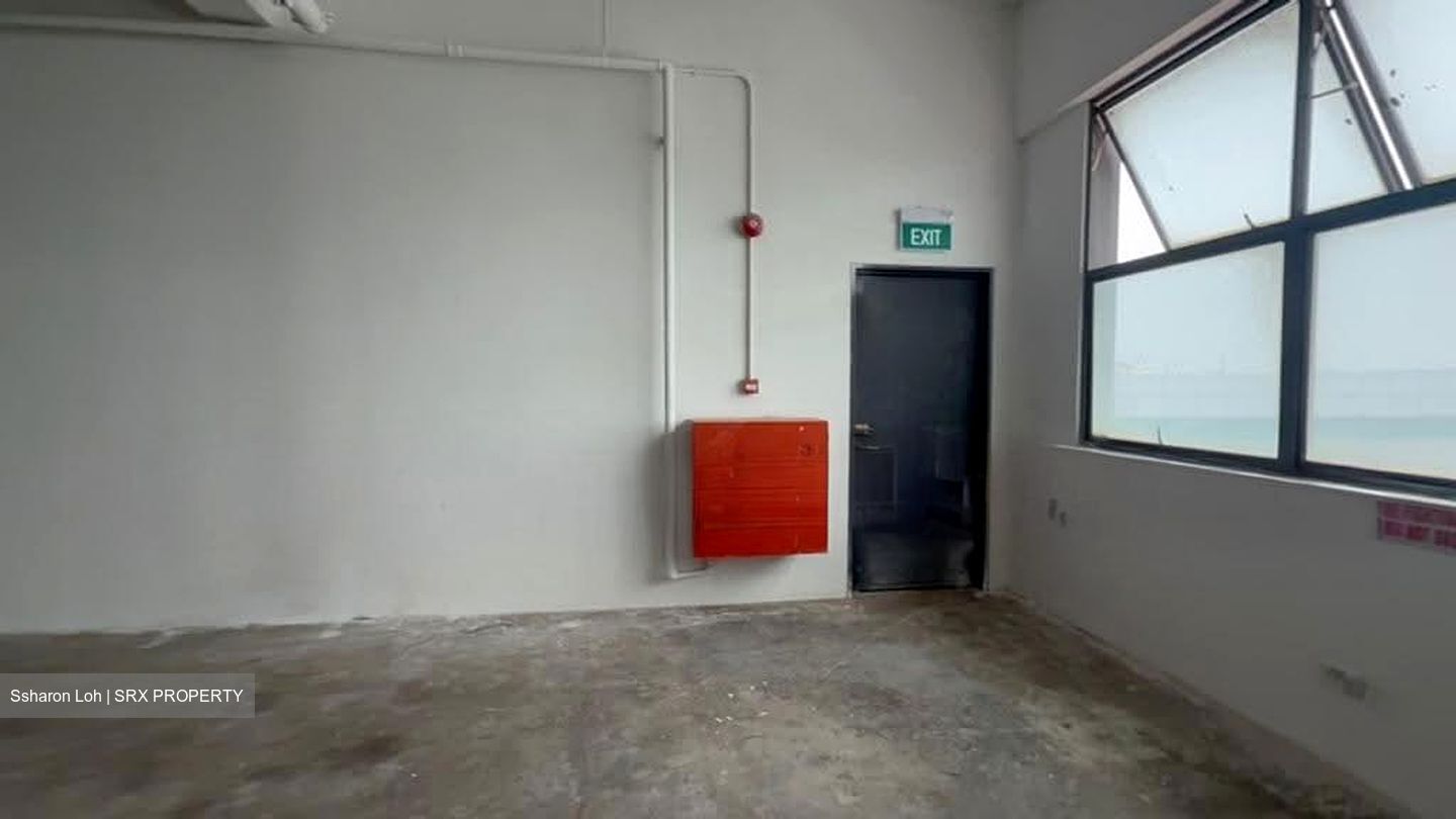 Loyang Industrial Estate (D17), Factory #638517051